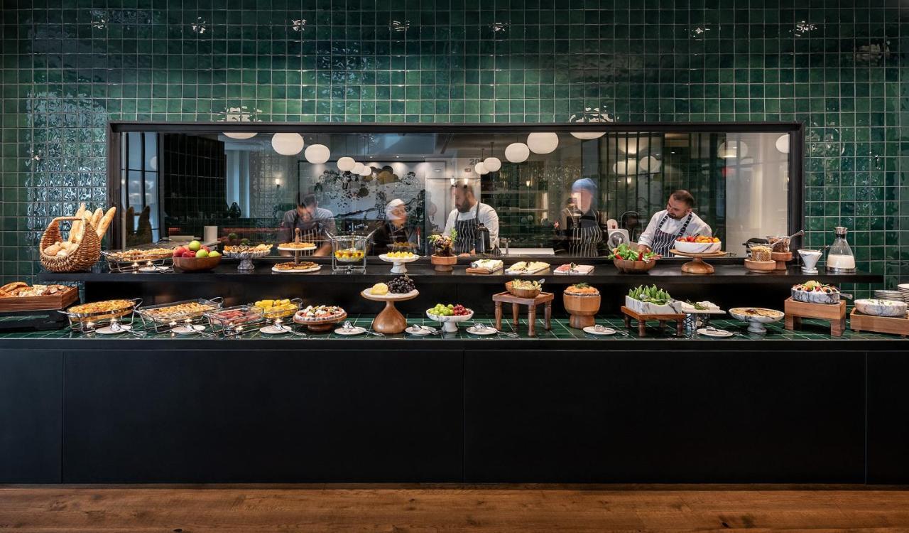 The Stay Boulevard Nisantasi Istanbul Exterior photo The buffet at the restaurant
