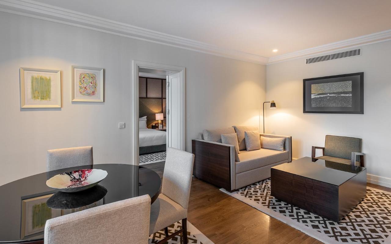 The Stay Boulevard Nisantasi Istanbul Exterior photo A suite at the hotel