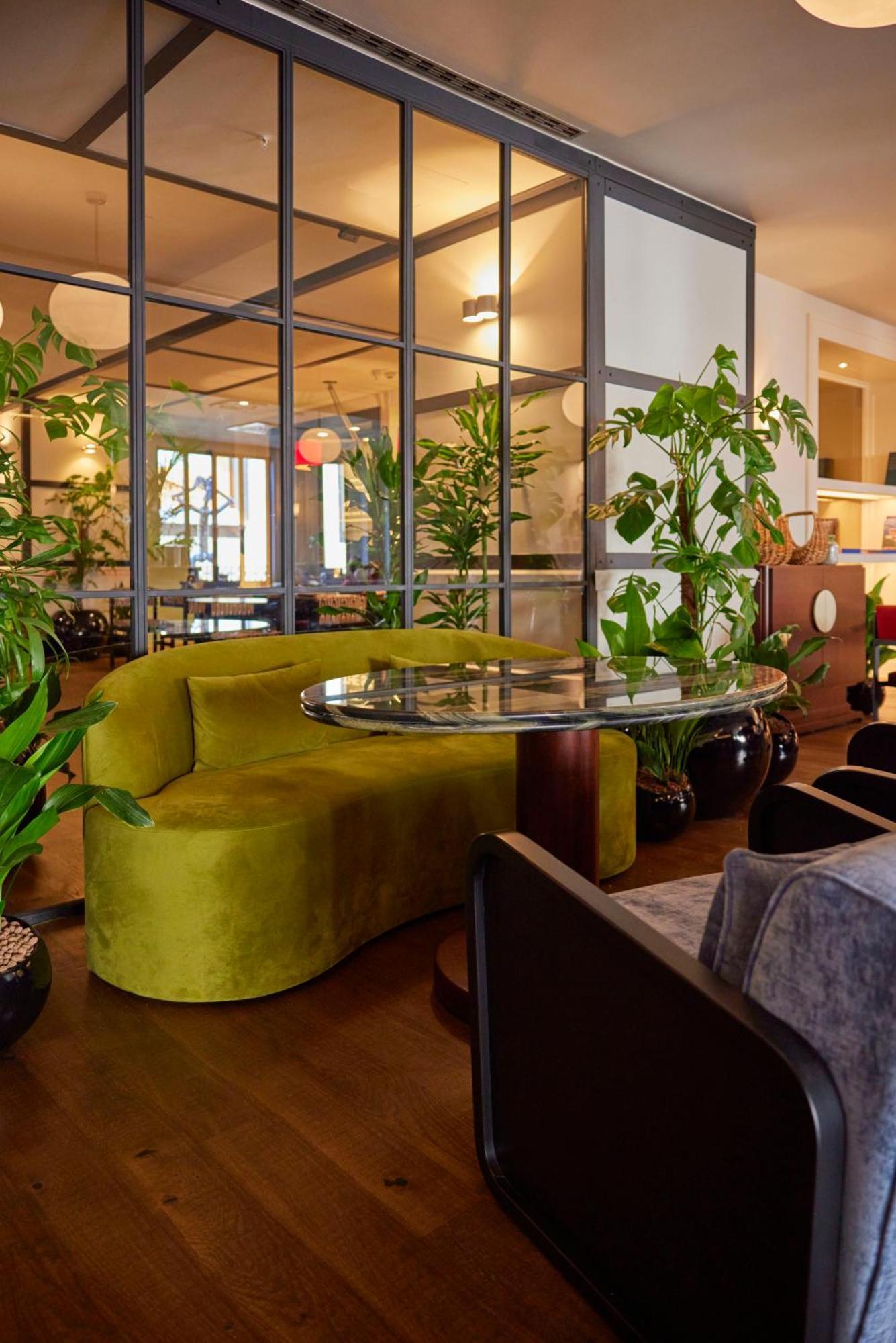 The Stay Boulevard Nisantasi Istanbul Exterior photo The interior of the restaurant