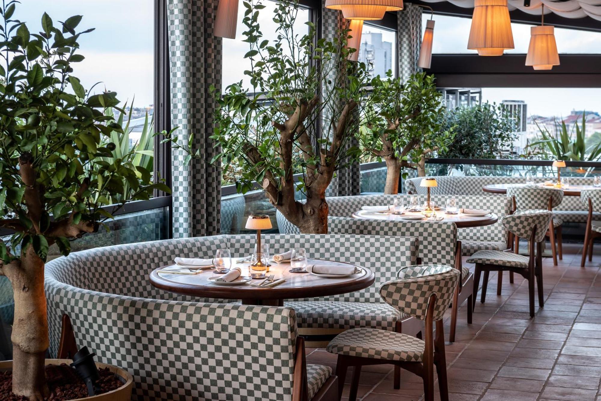 The Stay Boulevard Nisantasi Istanbul Exterior photo The interior of the restaurant